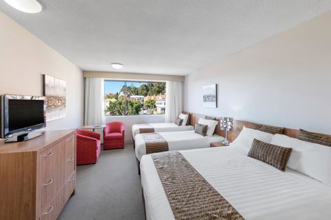 Best Western Plus Launceston - Accommodation Daintree 11