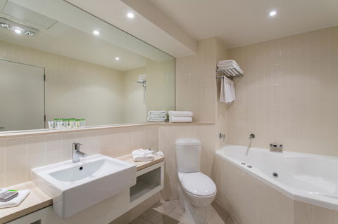 Best Western Plus Launceston - Accommodation Daintree 27