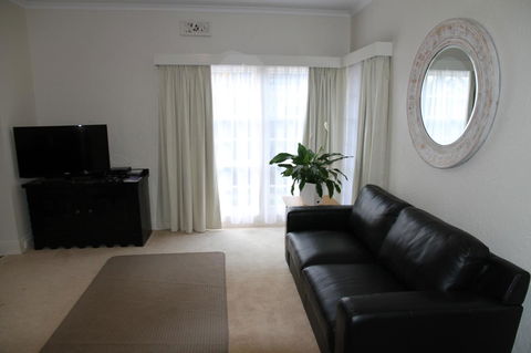 Barclay Motor Inn - Accommodation Daintree 34