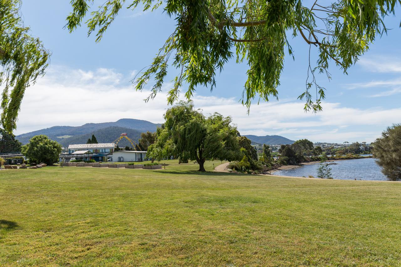 Dowsing Point TAS Accommodation Daintree