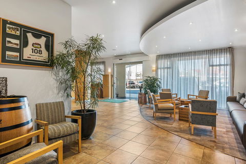 Peppers Seaport Hotel - Accommodation Daintree 32