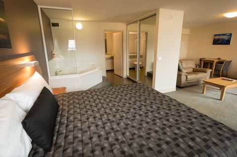 The Old Woolstore Apartment Hotel - Accommodation Daintree 31