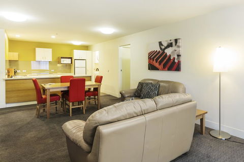 The Old Woolstore Apartment Hotel - Accommodation Daintree 19