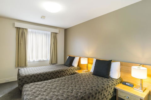 The Old Woolstore Apartment Hotel - Accommodation Daintree 9