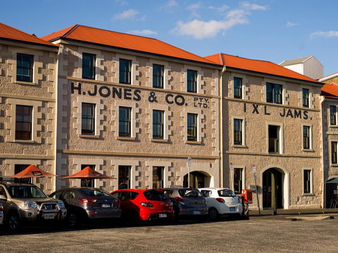 The Henry Jones Art Hotel - Accommodation Daintree 5