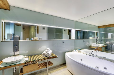 The Henry Jones Art Hotel - Accommodation Daintree 20