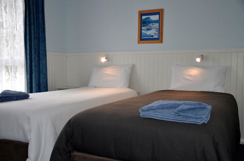 Castaway Holiday Apartments - Accommodation Daintree 9