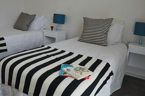 Sisters Beach Paradise - Accommodation Daintree 3