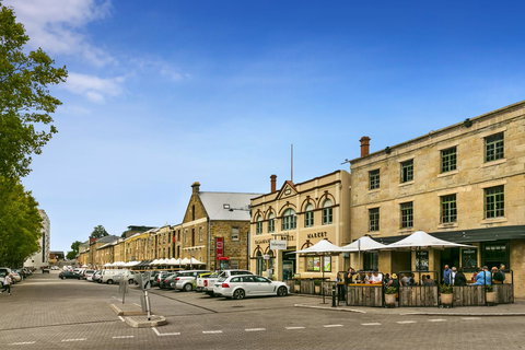 Hobart Waterfront Apartments - Accommodation Daintree 15