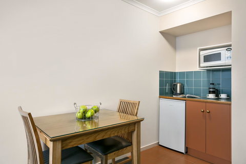 Hobart Waterfront Apartments - Accommodation Daintree 11