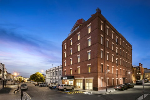 Hobart Waterfront Apartments - Accommodation Daintree 4