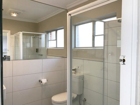 The Waterfront Wynyard - Accommodation Daintree 28