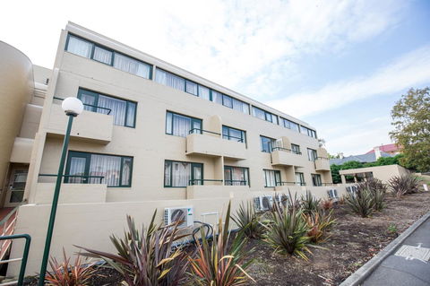 St Ives Apartments - Accommodation Daintree 2