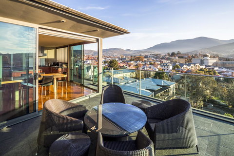 Lenna Of Hobart - Accommodation Daintree 36