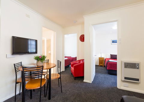 Graham Apartments - Accommodation Daintree 3