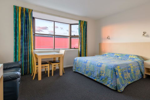 Mayfair Plaza Motel And Apartments - Accommodation Daintree 11