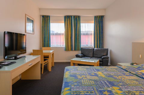 Mayfair Plaza Motel And Apartments - Accommodation Daintree 10