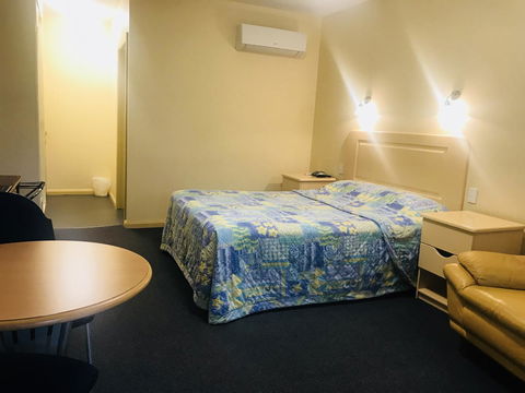 Mayfair Plaza Motel And Apartments - Accommodation Daintree 7