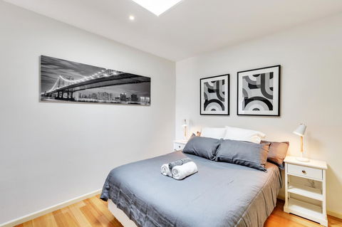 Bellerive Marina View Apartments NO 27 - Accommodation Daintree 9