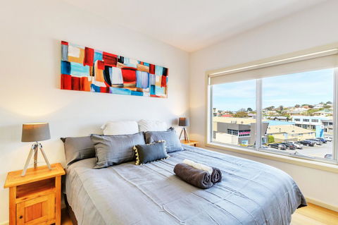 Bellerive Marina View Apartments NO 27 - Accommodation Daintree 4