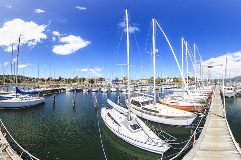 Bellerive Marina View Apartments NO 27 - Accommodation Daintree 20