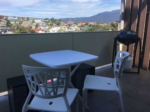 Bellerive Marina View Apartments NO 27 - Accommodation Daintree 16