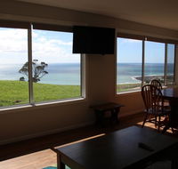 Penguin Seaside Farm - Accommodation Daintree