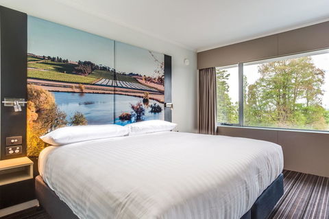 Hotel Launceston - Accommodation Daintree 2