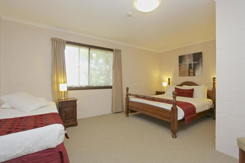 Grosvenor Court Apartments - Accommodation Daintree 2