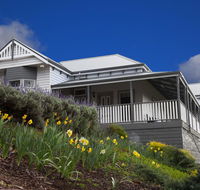 House on the Hill Bed and Breakfast - Accommodation Daintree