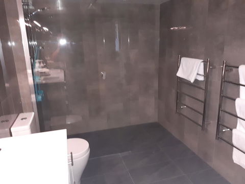 Jenatt Apartments Salamanca - Accommodation Daintree 5