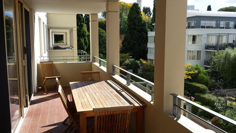 Jenatt Apartments Salamanca - Accommodation Daintree 0