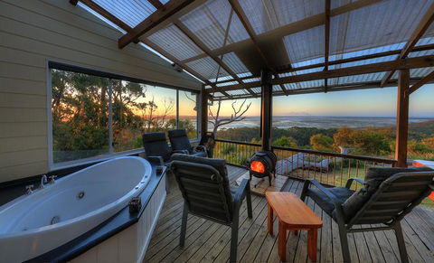 Island View Spa Cottage - Accommodation Daintree 1