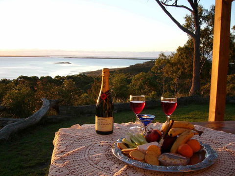 Island View Spa Cottage - Accommodation Daintree 0