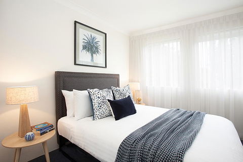 Newly-furnished 2-Bed Apartment With Gym And Pool - Accommodation Daintree 1