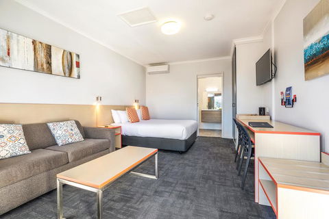 Nightcap At Ferntree Gully Hotel Motel - Accommodation Daintree 0