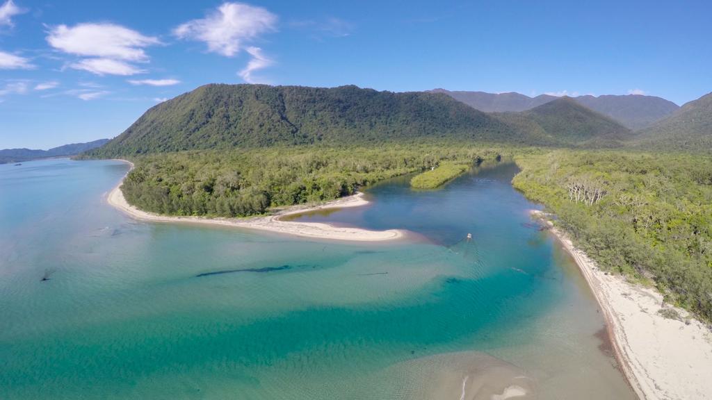 Thornton Beach QLD Accommodation Daintree