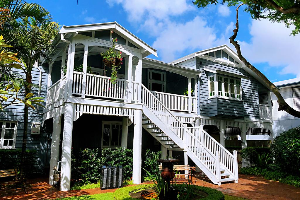 Hawthorne QLD Accommodation Daintree