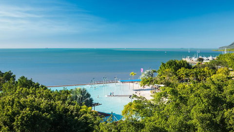 Oaks Cairns Hotel - Accommodation Daintree 1