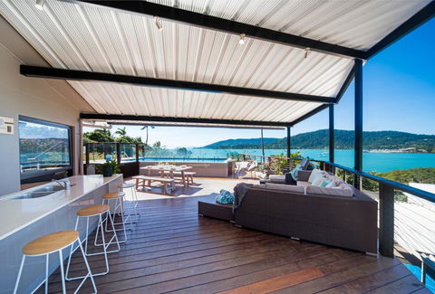 Oasis On Oceanview - Airlie Beach - Accommodation Daintree 3