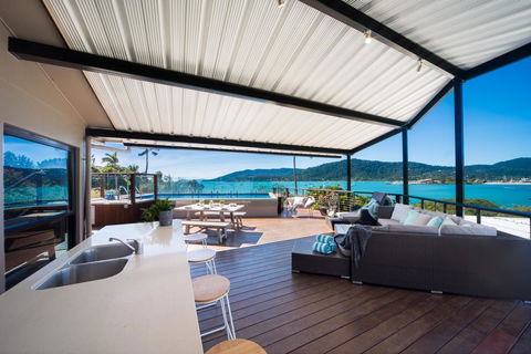 Oasis On Oceanview - Airlie Beach - Accommodation Daintree 2