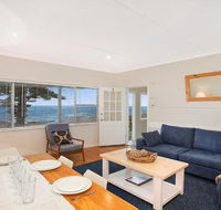 Ocean Blue Apartment One - oceanfront apartment - Accommodation Daintree