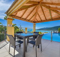 Ocean Views Galore - Airlie Beach - Accommodation Daintree