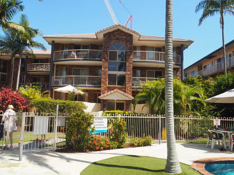 Oceanside Cove Holiday Apartments - Accommodation Daintree 2