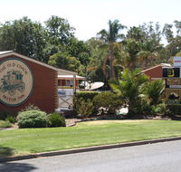 Old Coach Motor Inn Echuca - Accommodation Daintree