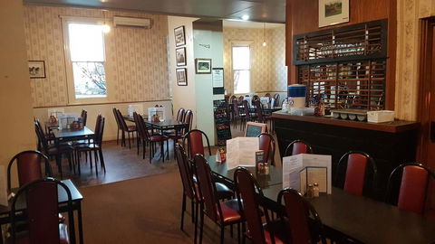 Orbost Club Hotel - Accommodation Daintree 2