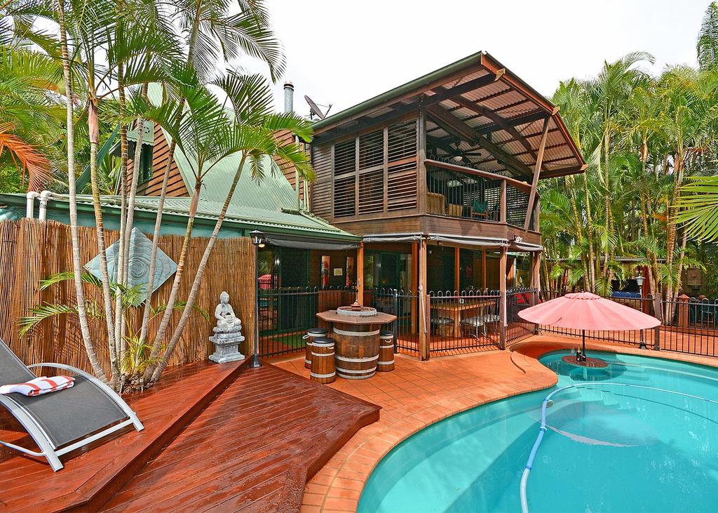 Toogoom QLD Accommodation Daintree