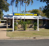 Overflow Emerald Motor Inn - Accommodation Daintree