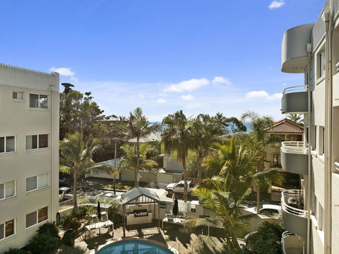 Palm Beach Holiday Resort, Unit 35 - Accommodation Daintree 2