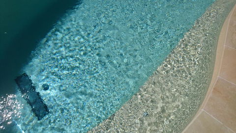 Palm Lakeside Holiday Home - Bowen, Whitsundays, Queensland - Accommodation Daintree 1